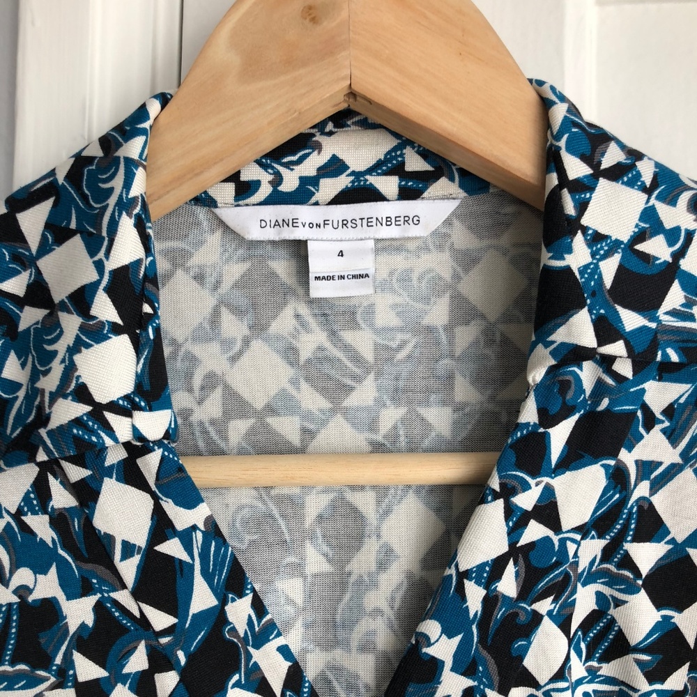 DVF New Jeanne Two Wrap Silk Dress Size 4 - Picture 2 of 7